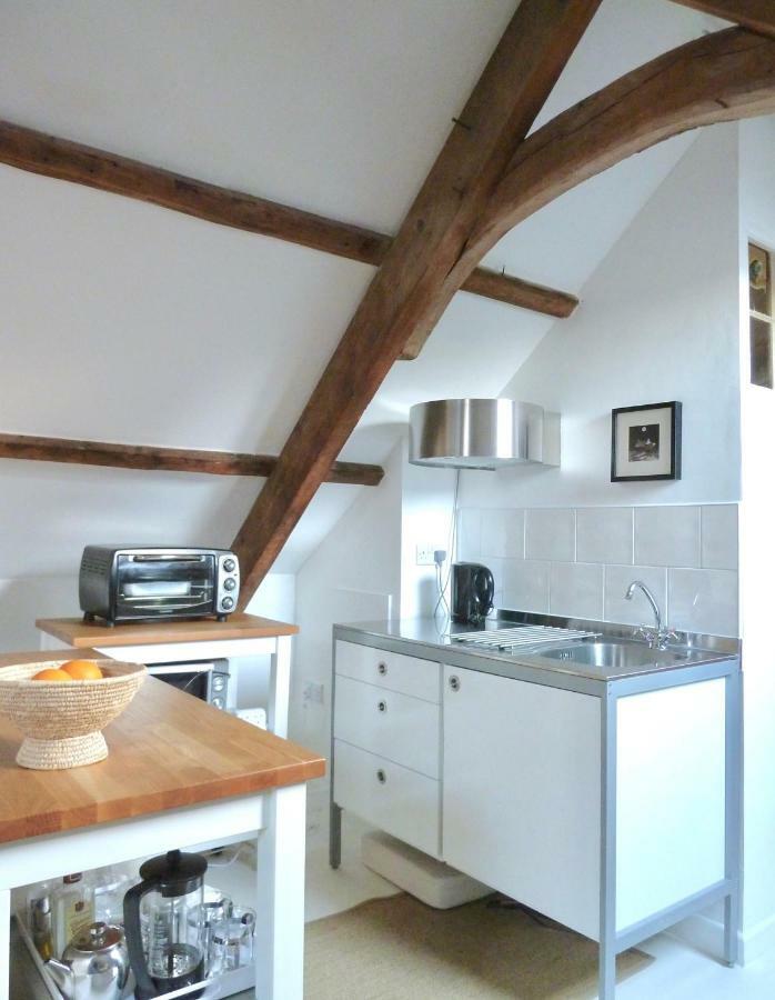 The Attic Apartment, Quay Street Studios Cardigan Exterior photo